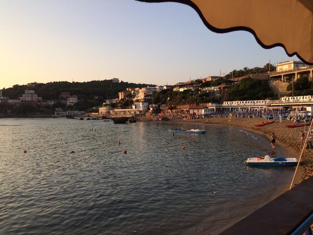 Appartamenti Torre Medicea Castiglioncello Exteriör bild