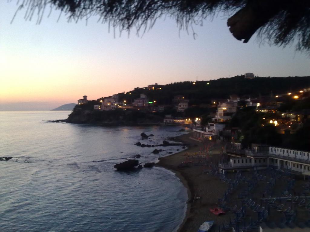 Appartamenti Torre Medicea Castiglioncello Exteriör bild