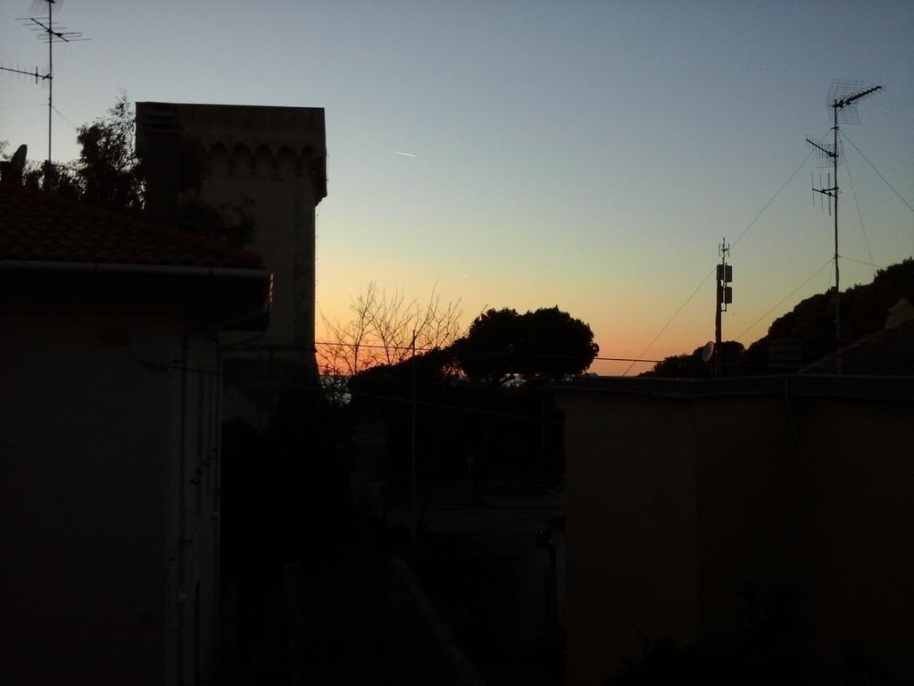 Appartamenti Torre Medicea Castiglioncello Exteriör bild